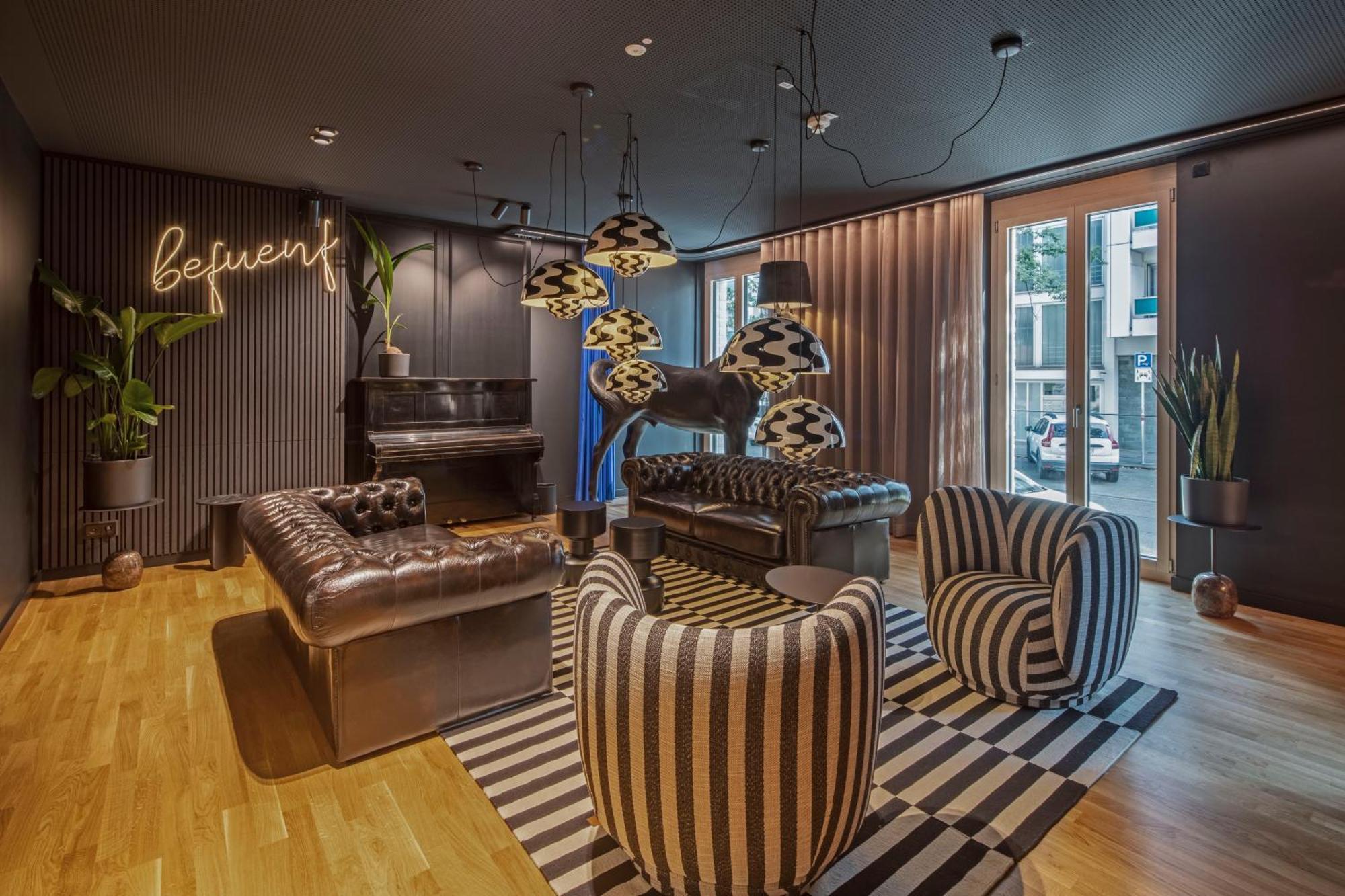 B5 Apartments คาร์ลสรูเฮอ ภายนอก รูปภาพ
