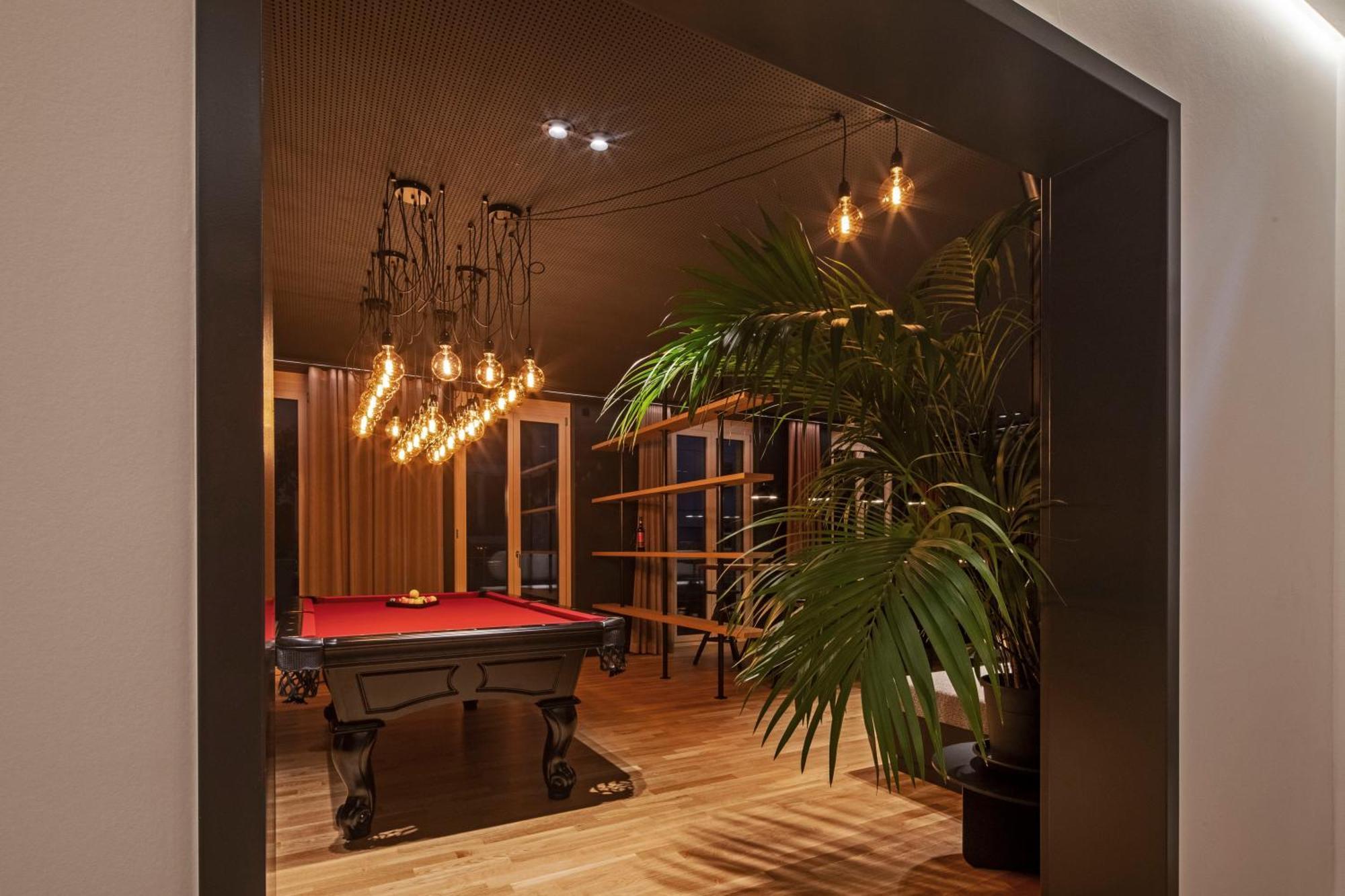 B5 Apartments คาร์ลสรูเฮอ ภายนอก รูปภาพ