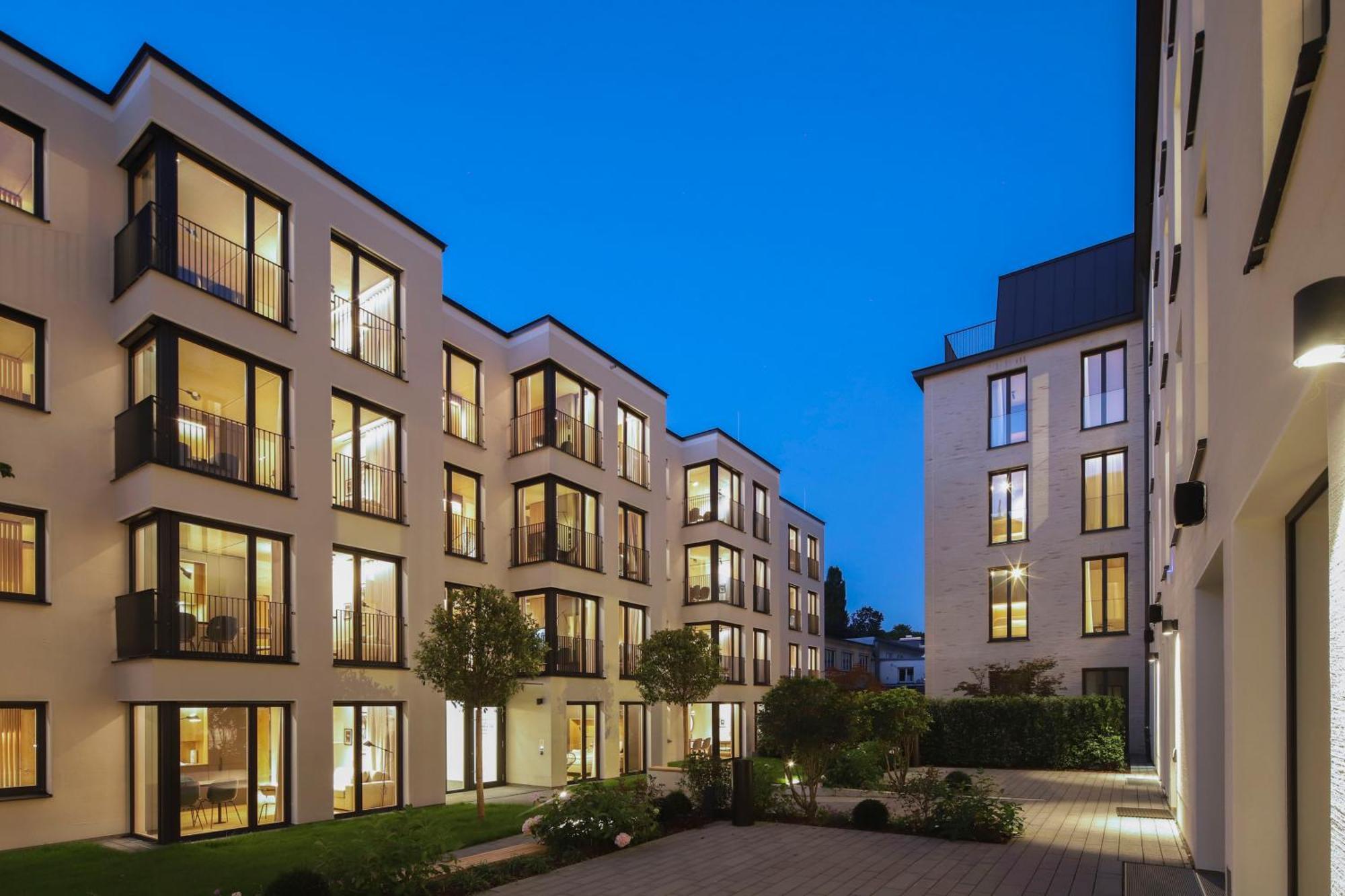 B5 Apartments คาร์ลสรูเฮอ ภายนอก รูปภาพ